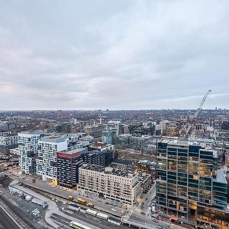 Globalstay Elegant Downtown Apartments Toronto Exterior photo